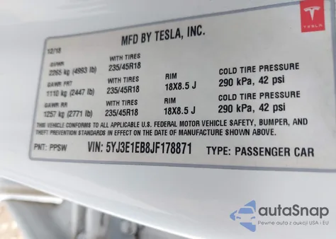 2018 Tesla Model 3 Long Range/Performance из США, поврежденный, VIN 5YJ3E1EB8JF178871
